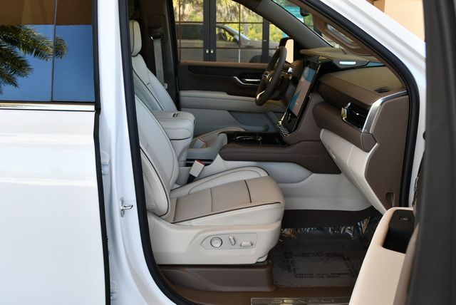 2025 GMC Yukon 4WD 4 Door Denali W/Sun & Power Step Package - 23013151 - 54