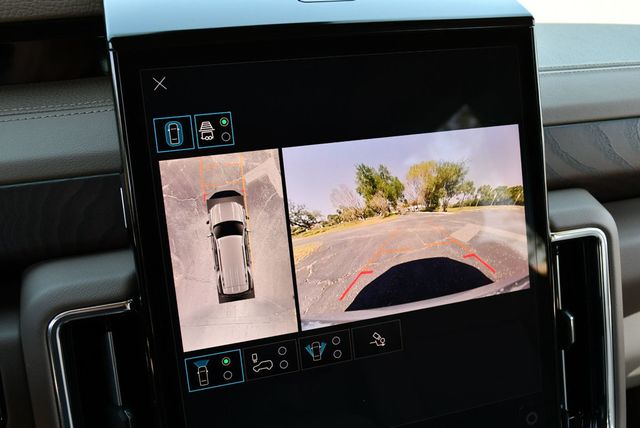 2025 GMC Yukon 4WD 4 Door Denali W/Sun & Power Step Package - 23013151 - 64