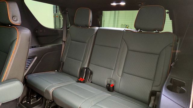 2025 GMC Yukon 4WD 4dr AT4 - 23082215 - 19