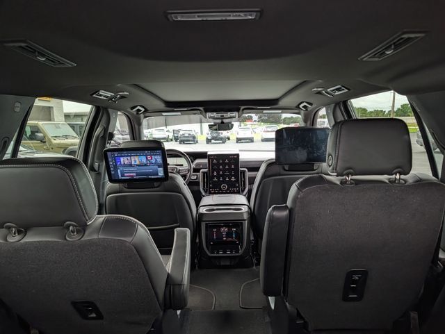 2025 GMC Yukon 4WD 4dr AT4 Ultimate - 23033499 - 10