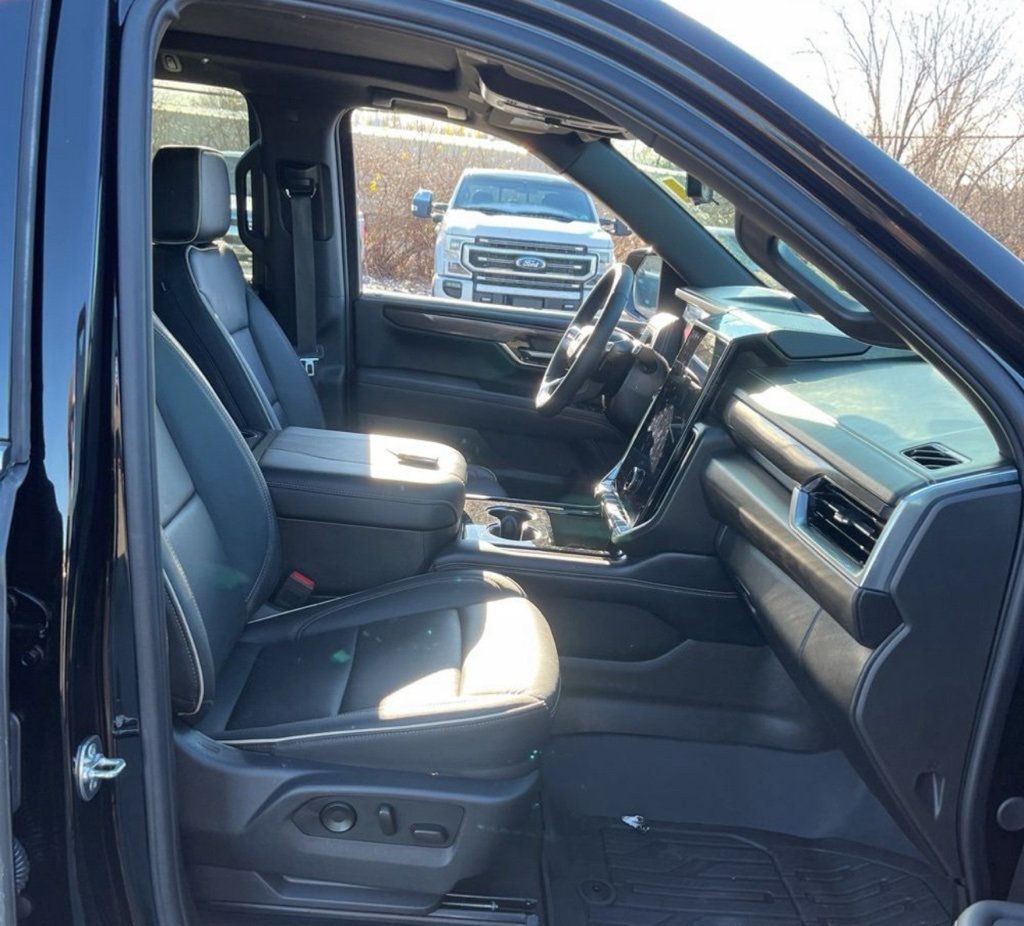 2025 GMC Yukon 4WD 4dr Elevation - 22953677 - 15