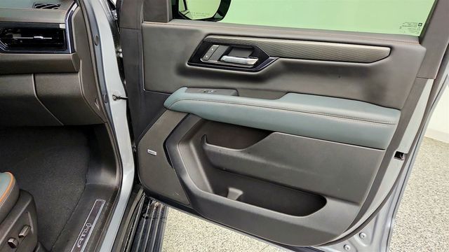 2025 GMC Yukon 4WD w/ AT4 Premium Plus Package & Super Cruise - 23082215 - 25