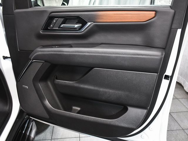 2025 GMC Yukon Denali - 22947659 - 17