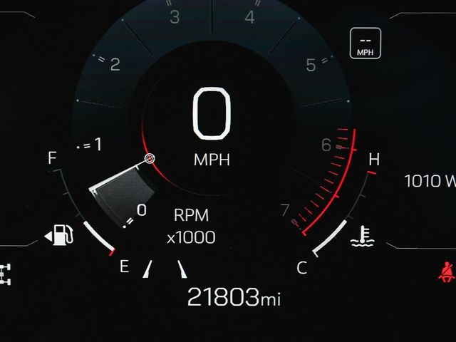 2025 GMC Yukon Denali - 22947659 - 23