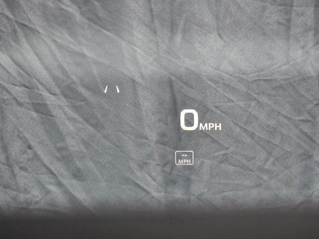 2025 GMC Yukon Denali - 22947659 - 37