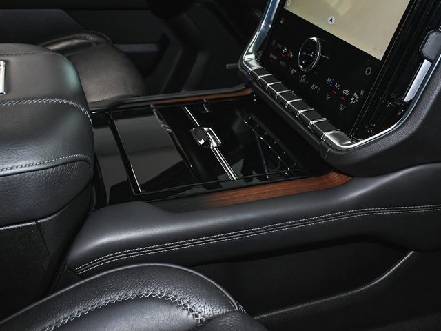 2025 GMC Yukon Denali - 22947659 - 65