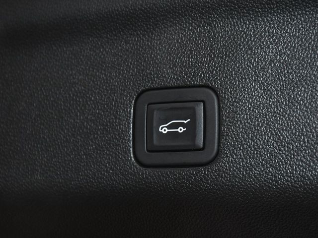 2025 GMC Yukon Denali - 22947659 - 69