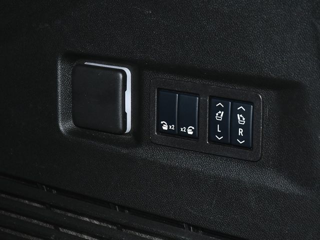 2025 GMC Yukon Denali - 22947659 - 71