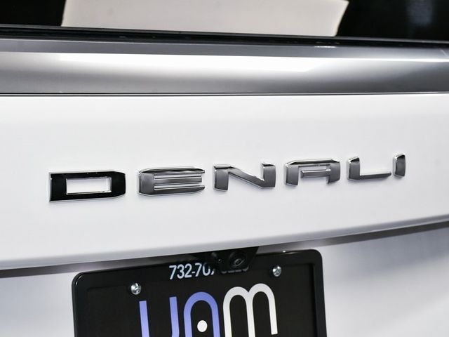 2025 GMC Yukon Denali - 22947659 - 98
