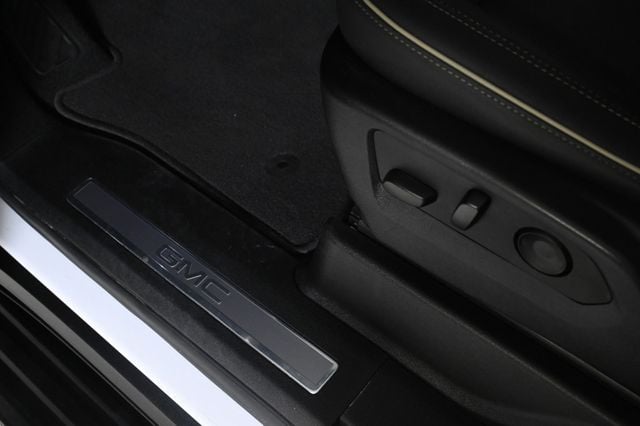 2025 GMC Yukon Elevation - 22977851 - 21