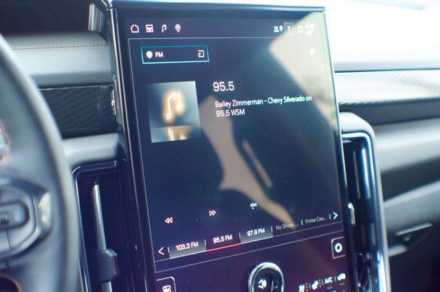 2025 GMC Yukon LocalTrade/AT4-Duramax-TurboDiesel/2ndRowCaptains/360Camera/NAV - 22988712 - 28