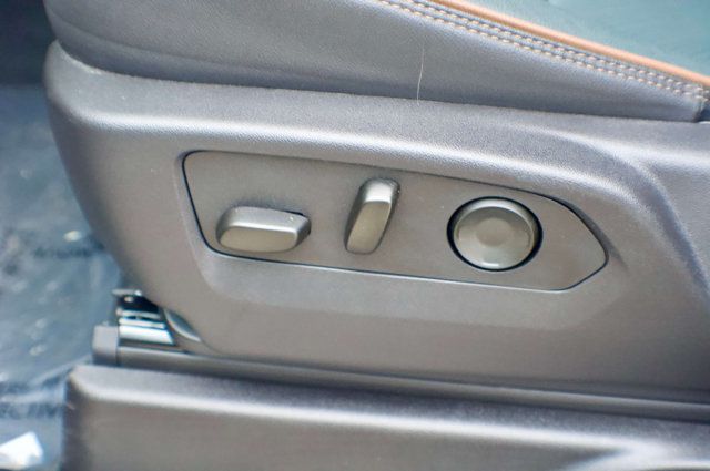 2025 GMC Yukon LocalTrade/AT4-Duramax-TurboDiesel/2ndRowCaptains/360Camera/NAV - 22988712 - 32