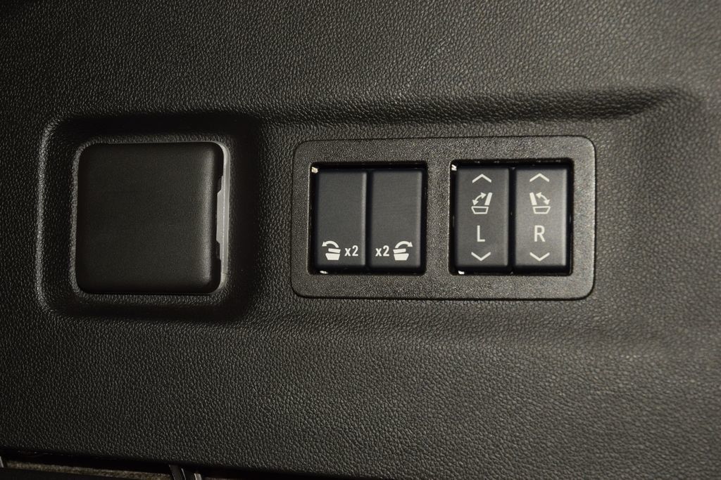 2025 GMC Yukon XL 4WD 4dr Denali Ultimate - 23044199 - 26