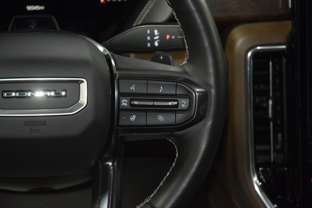 2025 GMC Yukon XL 4WD 4dr Denali Ultimate - 23044199 - 38