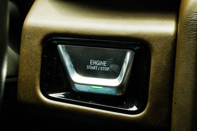 2025 GMC Yukon XL 4WD 4dr Denali Ultimate - 23049532 - 25