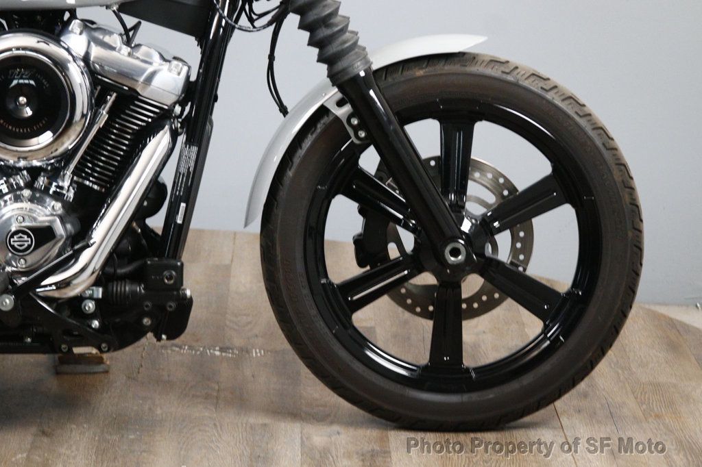 2025 Harley-Davidson Softail Street Bob 117 1 Owner, 3286 Miles - 23078601 - 13