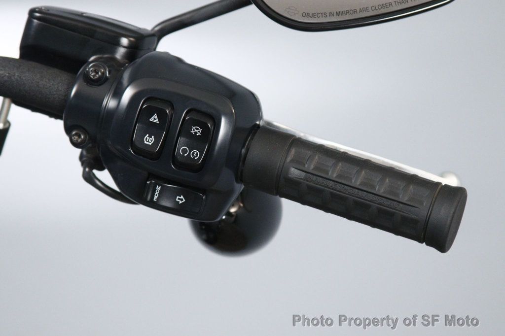 2025 Harley-Davidson Softail Street Bob 117 1 Owner, 3286 Miles - 23078601 - 31