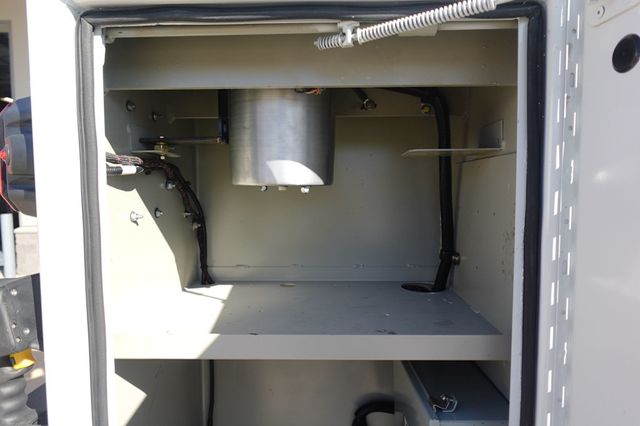 2025 HINO L6 (Service Body with Crane) - 22989299 - 24