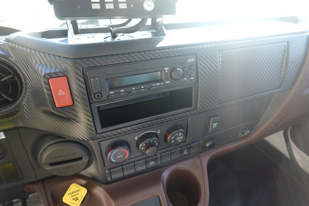 2025 HINO L6 (Service Body with Crane) - 22989299 - 66