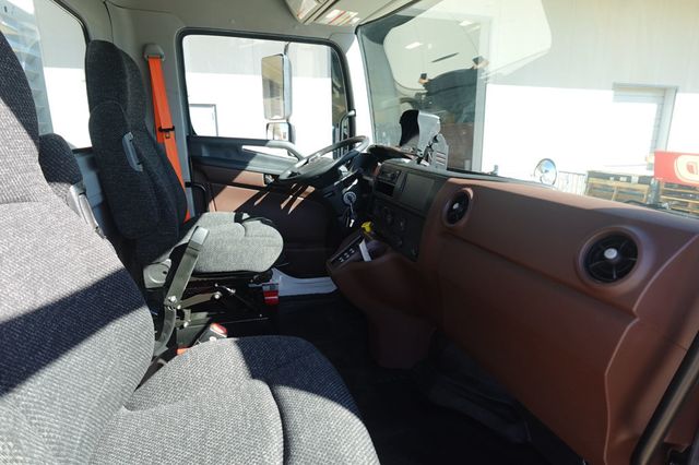 2025 HINO L6 (Service Body with Crane) - 22989299 - 75