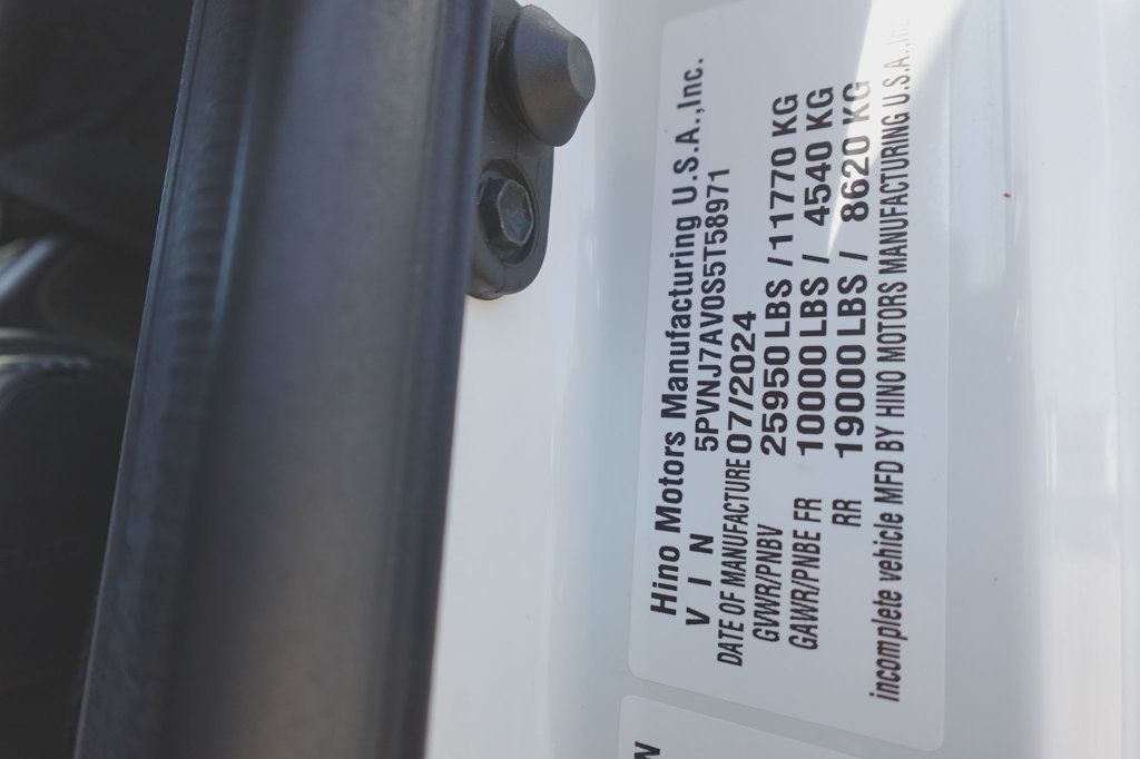 2025 HINO L6A (26ft Box with Lift Gate) - 23062081 - 53