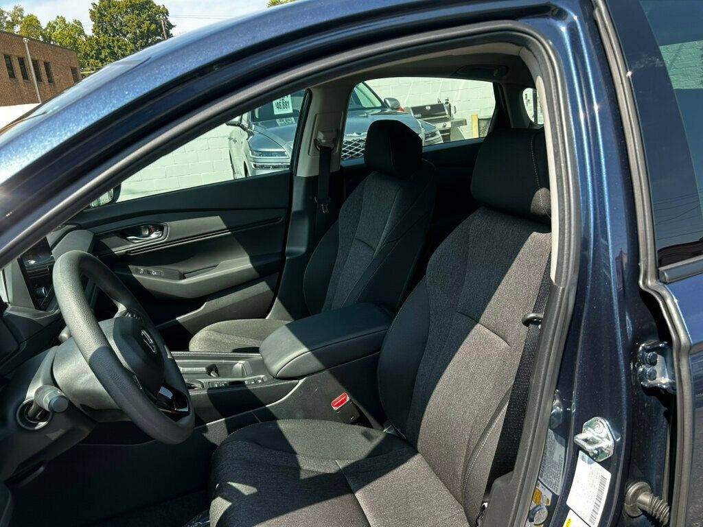 2025 Honda Accord SE photo 10