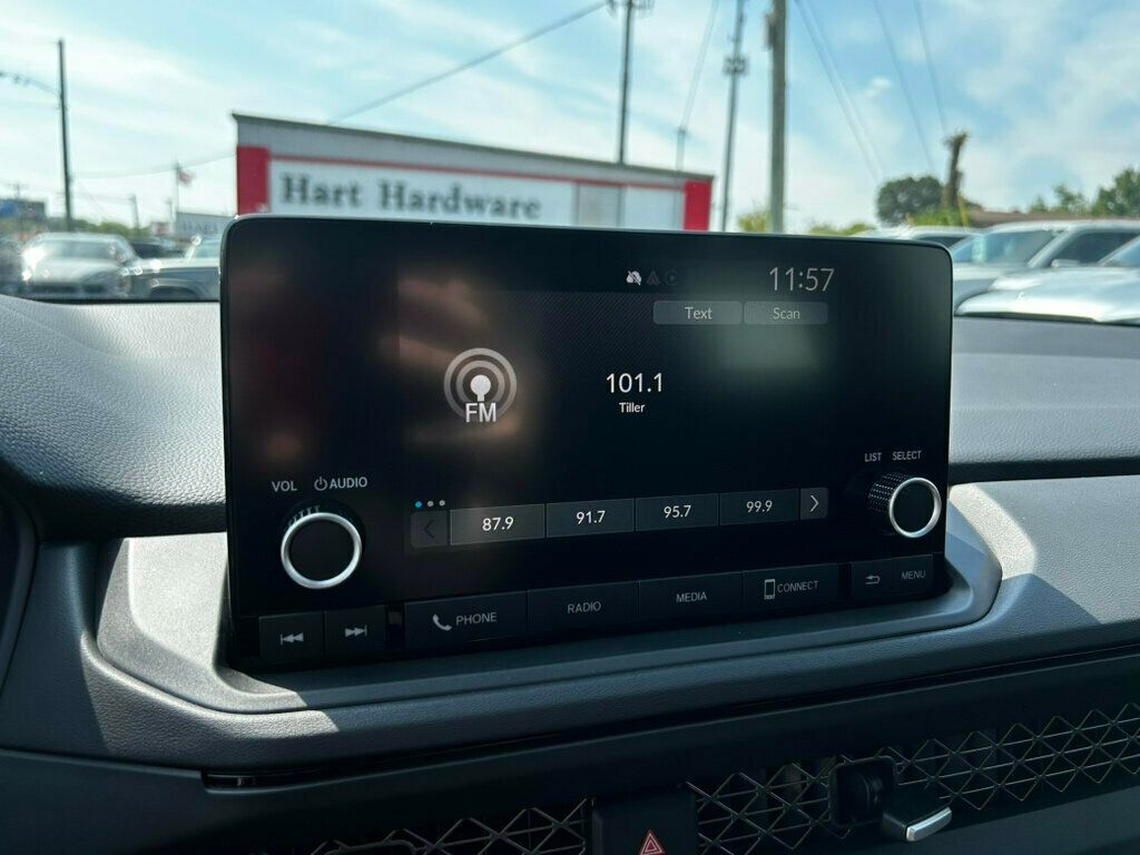 2025 Honda Accord SE photo 26
