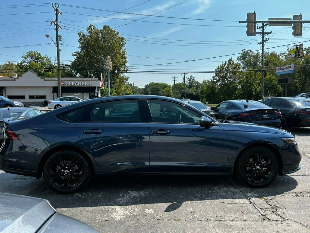 2025 Honda Accord SE photo 6