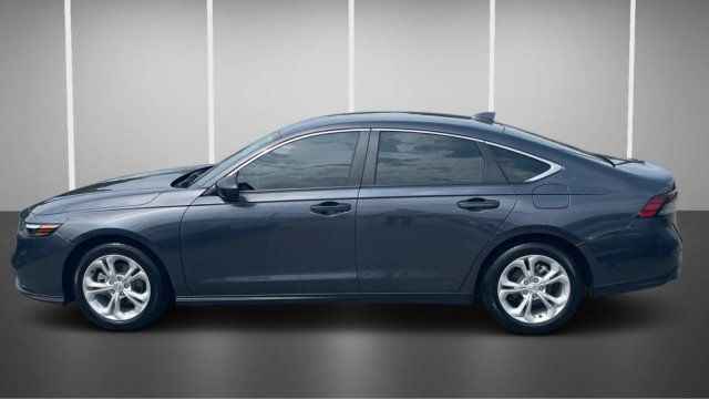 2025 Honda Accord Sedan LX CVT - 23028436 - 11