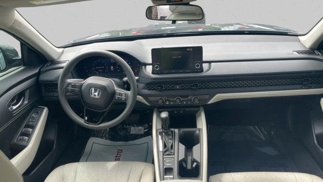 2025 Honda Accord Sedan LX CVT - 23028436 - 13