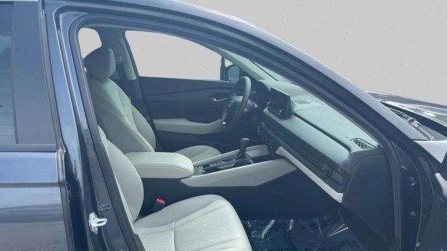 2025 Honda Accord Sedan LX CVT - 23028436 - 17