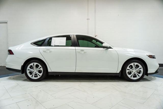 2025 Honda Accord Sedan LX CVT - 22931845 - 8