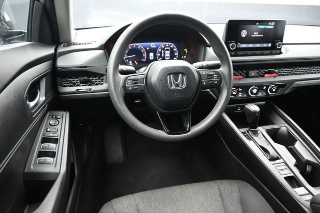 2025 Honda Accord Sedan LX CVT - 23056915 - 11