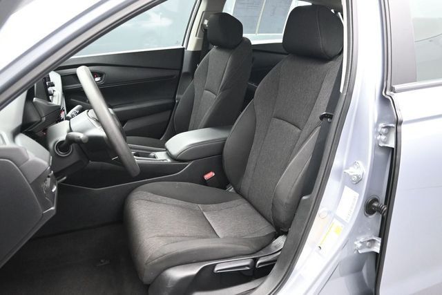 2025 Honda Accord Sedan LX CVT - 23056915 - 4