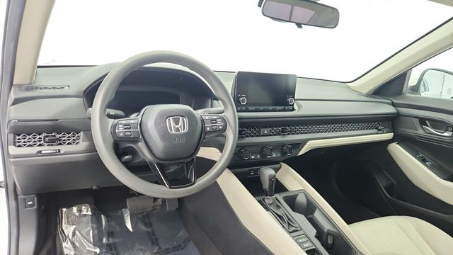 2025 Honda Accord Sedan LX CVT - 22953397 - 10
