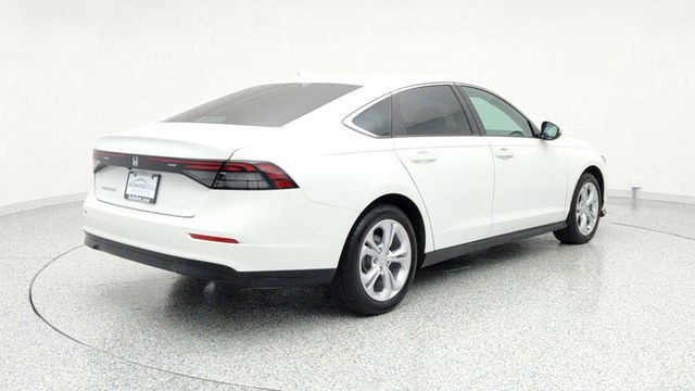 2025 Honda Accord Sedan LX CVT - 22953397 - 4