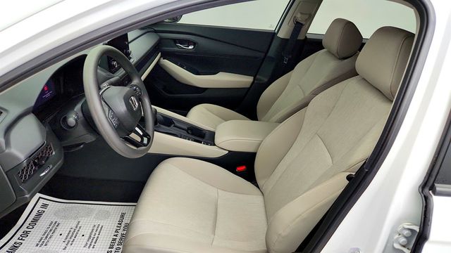 2025 Honda Accord Sedan LX CVT - 23046087 - 18