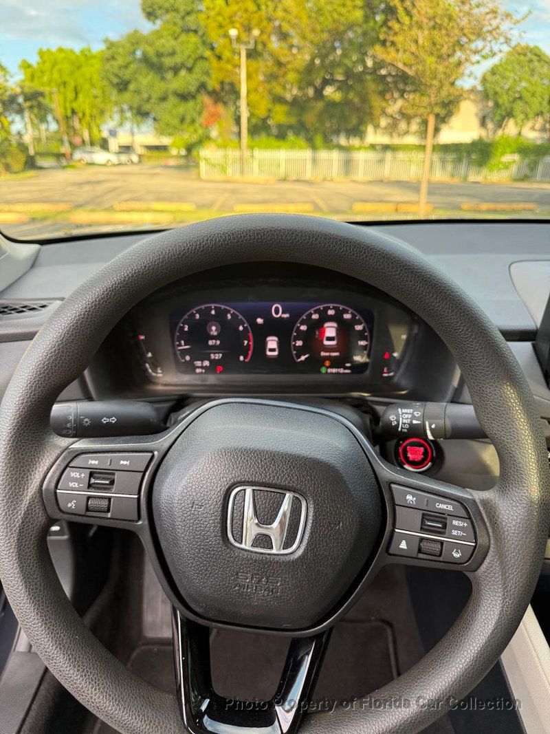 2025 Honda Accord Sedan LX Sedan - 23088632 - 13