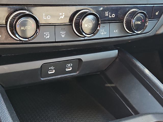2025 Honda Accord SE - Photo 10