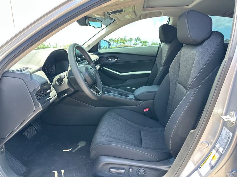 2025 Honda Accord Sedan SE CVT - 23023348 - 11
