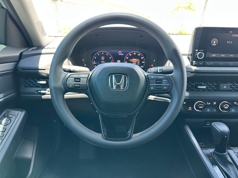 2025 Honda Accord Sedan SE CVT - 23023348 - 13