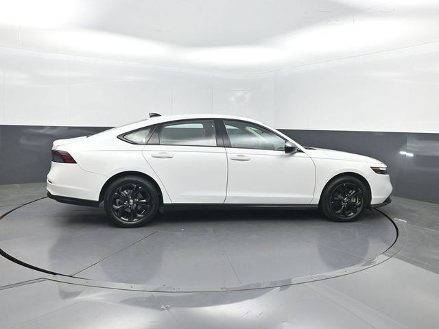 2025 Honda Accord Sedan SE CVT - 23031962 - 32