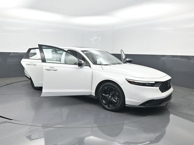2025 Honda Accord Sedan SE CVT - 23031962 - 37