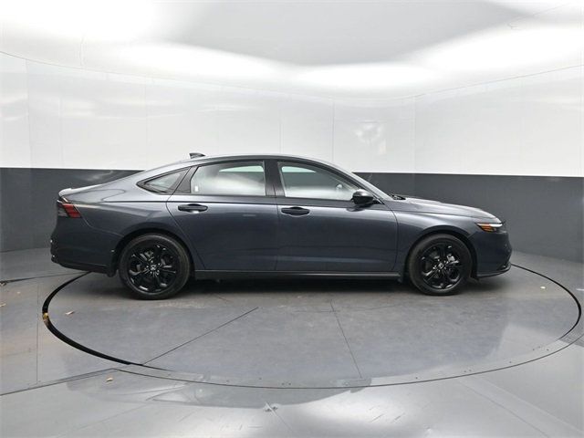 2025 Honda Accord Sedan SE CVT - 22924911 - 32