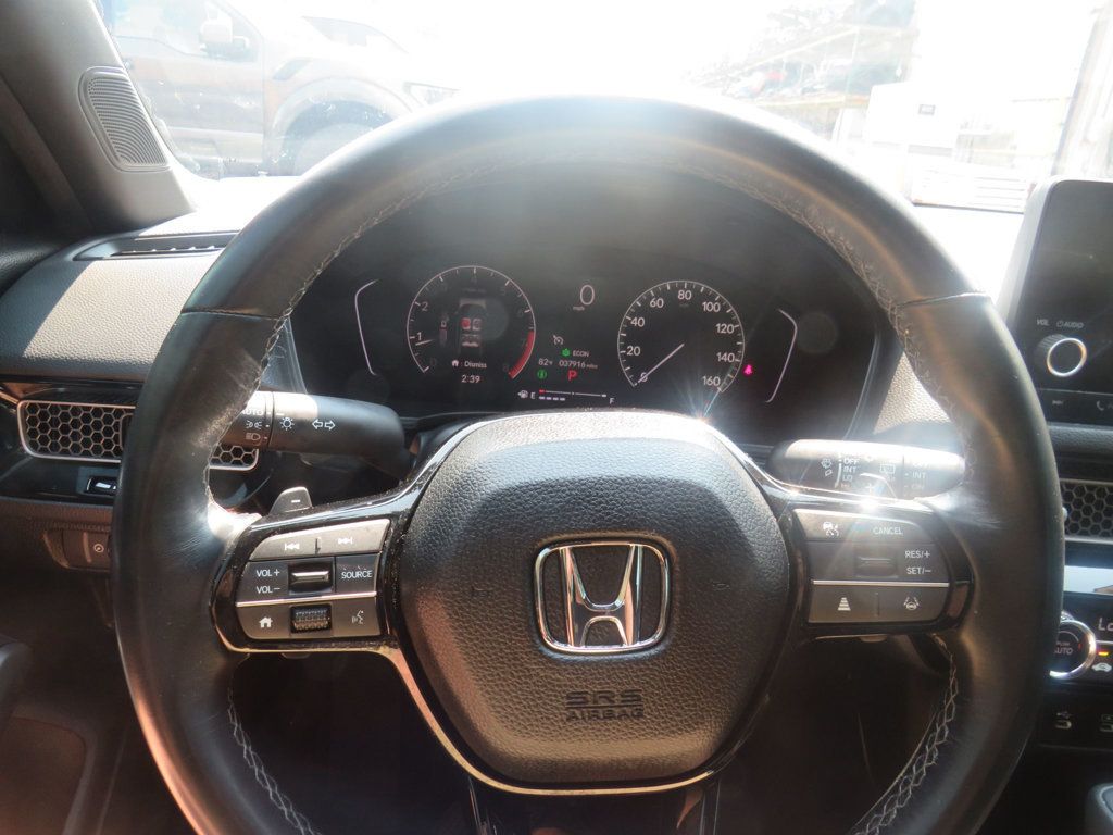 Honda Civic photo 11