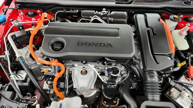 2025 Honda Civic Hatchback Hybrid Sport Touring CVT - 22950767 - 28