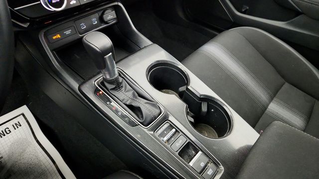 2025 Honda Civic Sedan Sport CVT - 22951329 - 14