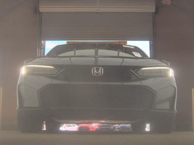 2025 Honda Civic Sedan Hybrid Sport CVT - 23010274 - 3