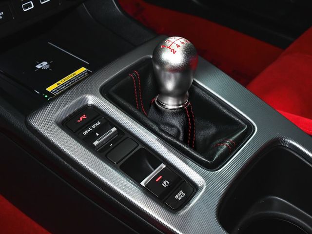 2025 Honda Civic Type R  - 23057401 - 38