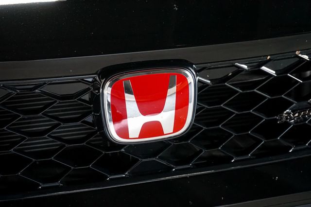 2025 Honda Civic Type R *Civic Type-R* 6-Speed Manual* *Only 2k Miles* - 23029868 - 59